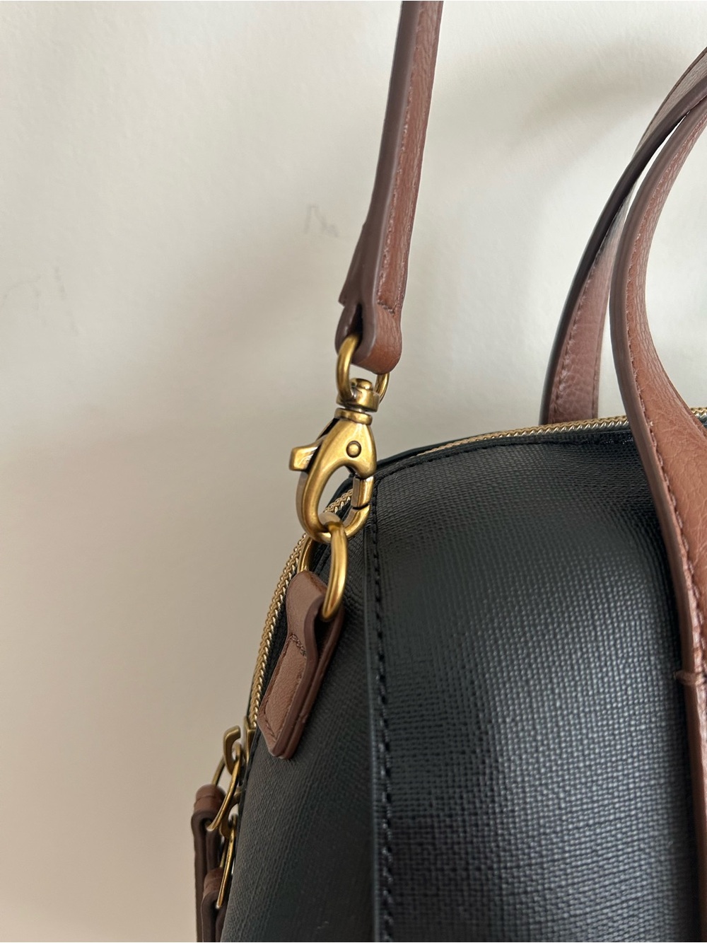 FOSSIL Classic Black and Brown Two-Tone Satchel Bag - Picture 8 of 13